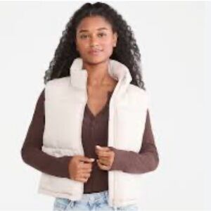 Aeropostale Women's Cropped Cream Puffer Vest XL Winter White